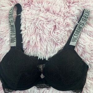 Victoria Secret very sexy push up size 34b